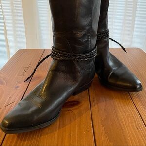 Scruples ‘Tosh’ Black Leather Knee-High Boots 8D (8Wide)